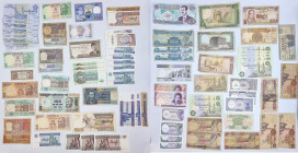 World Banknotes
PAPER MONEY / BANKNOTE

World - stock folder with banknotes over 500 pieces - Egypt, Asia, Orient, South America 

Zróżnicowany z...