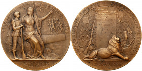 France
France. Medal 1911 - Military Preparation, bronze 

Aw.: Postać kobieca siedząca na kanonie, pocieszająca żołnierza, scena bitwy w tle po pr...