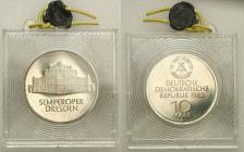 Germany
Germany, DDR. 10 mark 1985 Semperoper Dresden 

Pięknie zachowana moneta w ochronnym, zaplombowanym, plastikowym blistrze. Wybite stemplami...