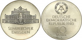 Germany
Germany, DDR. 10 mark 1985 Semperoper Dresden 

Pięknie zachowane. Jaeger 1600

Details: 17,00 g 
Condition: 1/1- (UNC/UNC-)