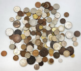 Portugal
Portugal XIX-XX centuries. Coins - large set, 685 g 

Zróżnicowany, duży zestaw monet.&nbsp;Pozycje w różnym stanie zachowania.W przewadze...