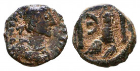 Justinian I (527-565), Follis, AE.
Reference:
Condition: Very Fine


Weight: 1,5 gr
Diameter: 11,5 mm