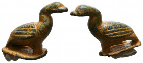 Roman, late Roman-Byzantine Bronze Duck Figurine, A.D. 4th-6th century 
Reference:
Condition: Very Fine

Weight: 23,2 gr
Diameter: 29,1 mm