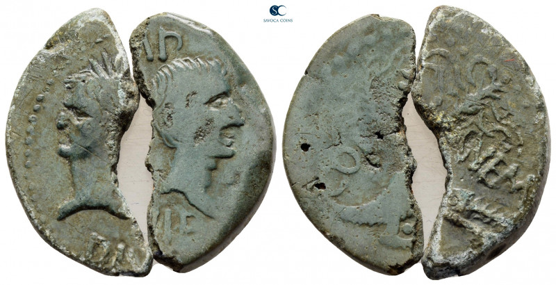 Gaul. Nemausus. Augustus with Agrippa 27 BC-AD 14. 
Bronze Æ

25 mm, 8,72 g
...