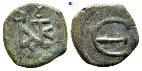 Justin II AD 565-578. Constantinople. Pentanummium Æ