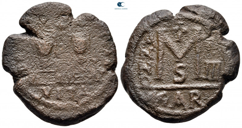 Justin II and Sophia AD 565-578. Carthage
Follis or 40 Nummi Æ

34 mm, 24,21 ...