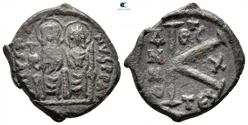 Justin II and Sophia AD 565-578. Thessalonica
Half Follis or 20 Nummi Æ

20 m...