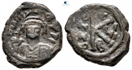 Maurice Tiberius AD 582-602. Constantinople. Half Follis or 20 Nummi Æ