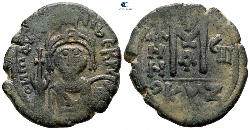 Maurice Tiberius AD 582-602. Cyzicus
Follis or 40 Nummi Æ

30,68 mm, 12,06 g...