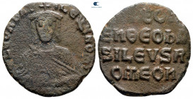 Leo VI the Wise AD 886-912. Constantinople. Follis or 40 Nummi Æ