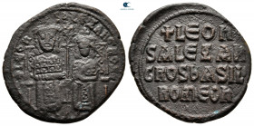 Leo VI with Alexander AD 886-912. Constantinople. Follis or 40 Nummi Æ