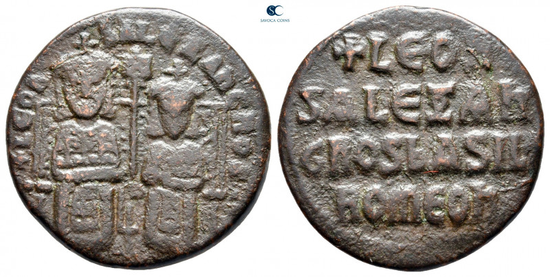 Leo VI with Alexander AD 886-912. Constantinople
Follis Æ

25 mm, 7,36 g

...