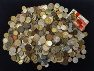 Kiloware
Weltmünzen Lots. Lot mit ca. 3 Kilogramm. Kiloware ist von Reklamation und Umtausch ausgeschlossen - keine Rücknahme - Versandkosten nach Gew...