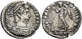 Constantius II, 337-361. Siliqua (Silver, 17 mm, 2.06 g, 6 h), Lugdunum, 360-361. D N CONSTANTIVS P F AVG Pearl-diademed, draped and cuirassed bust of...