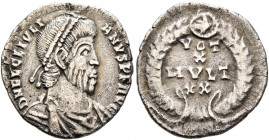 Julian II, 360-363. Siliqua (Silver, 17 mm, 1.60 g, 11 h), Arelate, 362-363. D N FL CL IVLIANVS P F AVG Pearl-diademed, draped and cuirassed bust of J...