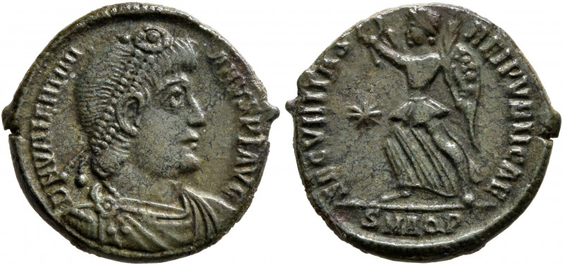 Valentinian I, 364-375. Follis (Bronze, 17.5 mm, 2.95 g, 12 h), Aquileia. D N VA...