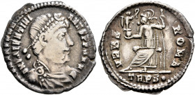 Valentinian I, 364-375. Siliqua (Silver, 19 mm, 1.78 g, 5 h), Treveri, 367-375. D N VALENTINIANVS P F AVG Pearl-diademed, draped and cuirassed bust of...