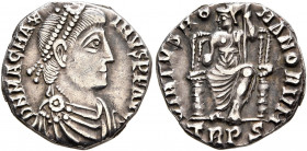 Magnus Maximus, 383-388. Siliqua (Silver, 14 mm, 1.23 g, 12 h), Treveri. D N MAG MAX-IMVS P F AVG Pearl-diademed, draped and cuirassed bust of Magnus ...