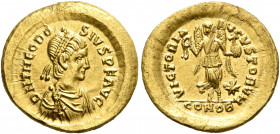 Theodosius II, 402-450. Tremissis (Gold, 14 mm, 1.51 g, 6 h), Constantinopolis, 430-440. D N THEODOSIVS P F AVG Pearl-diademed, draped and cuirassed b...