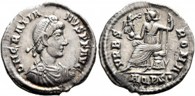 Gratian, 367-383. Siliqua (Silver, 19 mm, 1.89 g, 12 h), Aquileia, 375-378. D N GRATIA-NVS P F AVG Pearl-diademed, draped and cuirassed bust of Gratia...