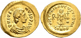 Justin I, 518-527. Tremissis (Gold, 16 mm, 1.49 g, 7 h), Constantinopolis. D N IVSTINVS P P AVI Diademed, draped and cuirassed bust of Justin I to rig...