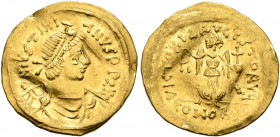 Justinian I, 527-565. Tremissis (Gold, 16 mm, 1.44 g, 6 h), Constantinopolis. D N IVSTINIANVS P P AVG Pearl-diademed, draped and cuirassed bust of Jus...