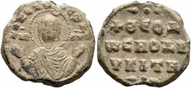 Theodosios, dioiketes, 1st half 11th century. Seal (Lead, 17 mm, 3.70 g, 12 h). +ΘKЄ R, TⲰ CⲰ ΔΛ - MHP - ΘV The Mother of God “Blachernitissa”, nimbat...