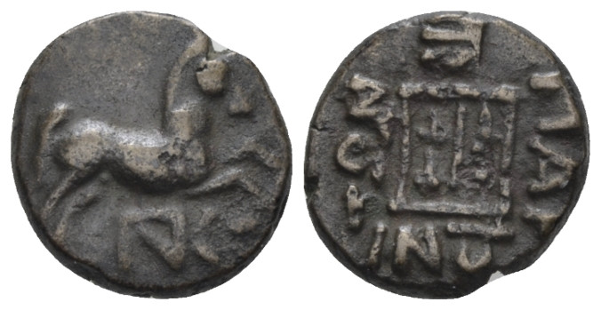 Thrace, Maroneia Bronze circa 400-350, Æ 12.00 mm., 2.34 g.
Maroneia Bronze cir...