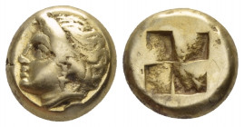 Ionia, Phocaea Hecte circa 387-326, EL 10.00 mm., 2.54 g.
Head of female l., hair rolled and tied at forehead; to lower r., small seal l. Rev. Quadri...