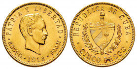 Cuba. 5 pesos. 1916. (Km-19). Au. 8,37 g. XF. Est...350,00. 

Spanish Description: Cuba. 5 pesos. 1916. (Km-19). Au. 8,37 g. EBC. Est...350,00.