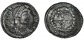 IMPERIO ROMANO. JULIANO II. Silicua. Treveris (360-363). R/ Láurea rodeando la ley. VOTIS/ V/ MVLTIS /X, exergo TR. AR 2,36 g. 18,8 mm. RIC-364. Leve ...