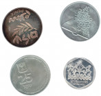 MONEDAS EXTRANJERAS. ISRAEL. Lote de 4 monedas de 200 lirot de 1980; 25 shequel de 1980; 2 shequel de 1981; 1 shequel de 1980. SC.