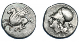 GRECIA ANTIGUA. CORINTIA. Corinto. Estátera (c. 315 a.C.). A/ Pegaso volando a der., debajo q. R/ Cabeza de Atenea con casco y láurea a izq., detrás q...