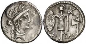 (48 a.C.). Julio César. Denario. (Spink 1400) (S. 18) (Craw. 452/2). 3,89 g. Escasa. MBC/MBC+.