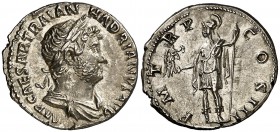 (123 d.C.). Adriano. Denario. (Spink falta) (S. 1107a) (RIC. 76 var). 3,17 g. Bella. EBC+.