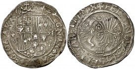 Reyes Católicos. Segovia. A. 1 real. (Cal. 346 var). 3,32 g. Nombre de los reyes en reverso. Rara. MBC.