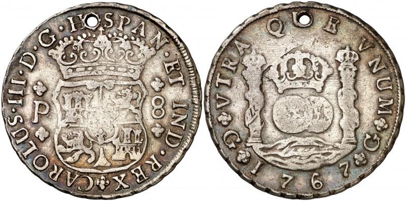 1767. Carlos III. Guatemala. P. 8 reales. (Cal. 816). 26,95 g. Columnario. Perfo...
