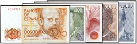 1980 y 1992 (cuatro). 200, 1000, 2000, 5000 y 10000 pesetas. Lote de 5 billetes, Clarín, Mutis, Hernán Cortés/Pizarro, Colón y Juan Carlos I, todos co...