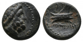 Phoenicia, Arados. Ae (Circa 2nd century BC). Av.: Laureate head of Zeus. Rv.: Triple-pointed ram of galley left. HGC 10, 88; Duyrat 1733 ff., Very fi...