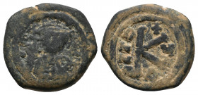 Maurice Tiberius, 582-602 AD, Constatninople Mint, struck 586/7 AD.

Obv: Crowned and draped bust of Maurice Tiberius facing, holding globus crucige...