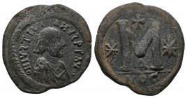 Justinian I 527-565 AD, contemporary forgery or military issue
Obv. DNIVSTINI-ANVSCCPPAV. Emperor, pearl diademed, draped, cuirassed bust right.
Rv....