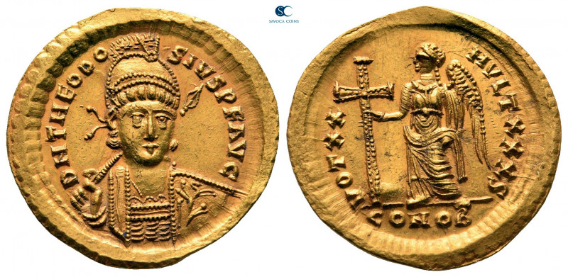 Theodosius II AD 402-450. Constantinople
Solidus AV

20 mm, 4,49 g

D N THE...