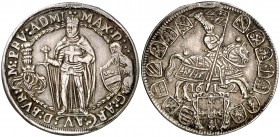 1612. Alemania. Orden Teutónica. Maximiliano I. Hall. 1/4 taler. (Kr. 16). 7,18 g. AG. Resto de soldadura. Escasa. MBC.