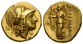 REYES DE MACEDONIA, Alejandro III el Grande. Estátera. (Au. 8,60g/18mm). 336-323 a.C. Ceca de Macedonia. (SNG Copenhagen 622). Anv: Cabeza de Atenas c...