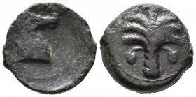 CARTAGONOVA (Cartagena, Murcia). 1/2 Calco. (Ae. 6,10g/18mm). 220-215 a.C. (FAB-519). Anv: Cabeza de caballo a derecha. Rev: Palmera. MBC.