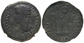 EBORA (Evora, Portugal). Dupondio. (Ae. 19,32g/32mm). 27 a.C.-14 d.C. (FAB-900). Anv: Cabeza de Augusto a izquierda, alrededor leyenda: PERMISSV CAESA...