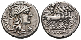 GENS ANTESTIA. Denario. (Ar. 3,88g/19mm). 136 a.C. Roma. (FFC 151; Crawford 238/1). Anv: Cabeza de Roma a derecha, detrás leyenda: GRAG, delante estre...