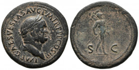 VESPASIANO. Sestercio. (Ae. 24,21g/35mm). 71 d.C. Roma. (RIC 247). Anv: Cabeza laureada de Vespasiano a derecha, alrededor leyenda: IMP CAES VESPAS AV...