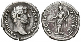 ADRIANO. Denario. (Ar. 3,27g/18mm). 136 d.C. Roma. (RIC 2224). Anv: Cabeza de Adriano a derecha, alrededor leyenda: HADRIANVS AVG COS III P P. Rev: Mo...