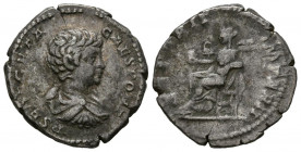 GETA. Denario. (Ar. 3,05g/19mm). 200-202 d.C. Roma. (RIC 20b). Anv: Busto drapeado y con coraza de Geta a derecha, alrededor leyenda: P SEPT GETA CAES...